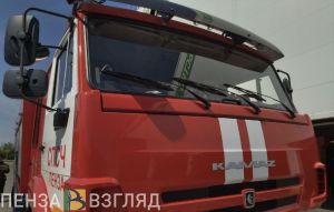 К ТЦ «Суворовский» в Пензе стягиваются машины МЧС