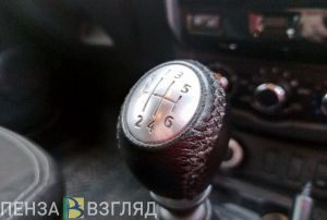 Пензенцы сообщают об автомобиле с разбитой передней частью в Арбеково