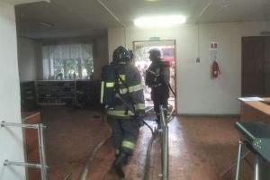 Утром в общежитии пензенского колледжа из-за пожара эвакуировали 30 человек