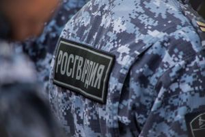 В Бессоновке задержали буйного посетителя магазина, который был в розыске