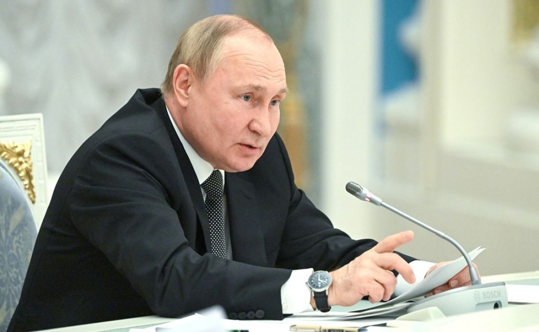 Олег Мельниченко поздравил Владимира Путина с днем рождения