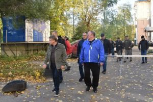 Басенко пригрозил лишением лицензий руководству нерадивых «управляек»