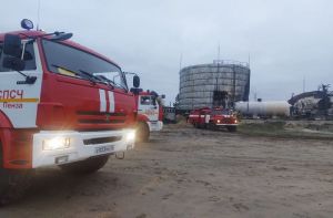 17 спасателей ликвидировали пожар на улице Антонова в Пензе