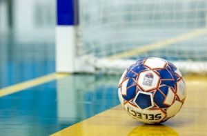 Жители Каменки могут принять участие в первенстве города по мини-футболу