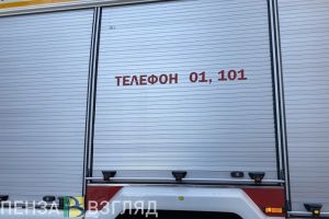 В Заречном спасли ребенка, стоявшего у входа в горящую квартиру