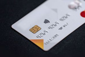 Жителя Кузнецка обманули с переводом бонусных баллов в рубли