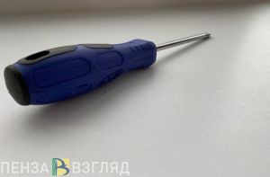 У жителя Каменки украли соленья и инструменты