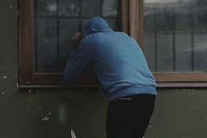 Пензенец обокрал родного брата и устроил на его деньги шопинг со знакомой