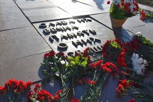 В Пензе в День неизвестного солдата почтили память павших героев