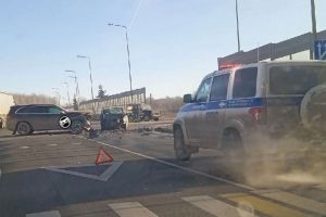 На выезде из Мокшана два автомобиля столкнулись «лоб в лоб»