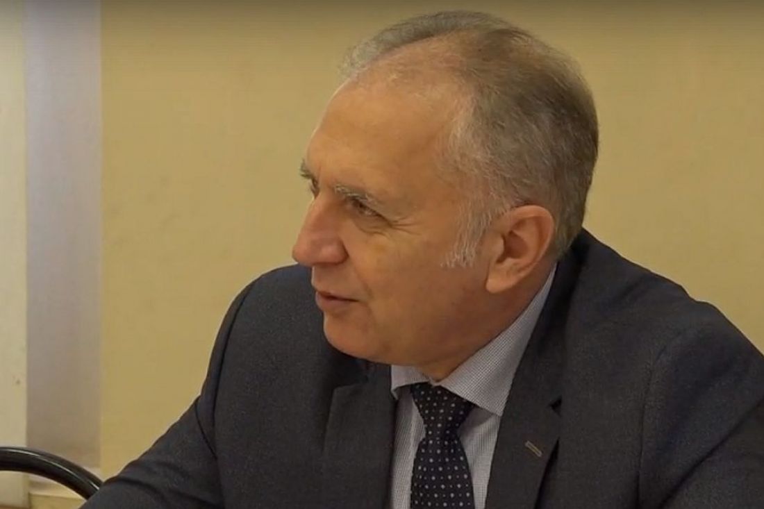 Мэр Кузнецка призвал руководителей организаций убеждать людей отказаться от корпоративов