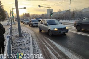 На улице Измайлова в Пензе образовалась огромная пробка
