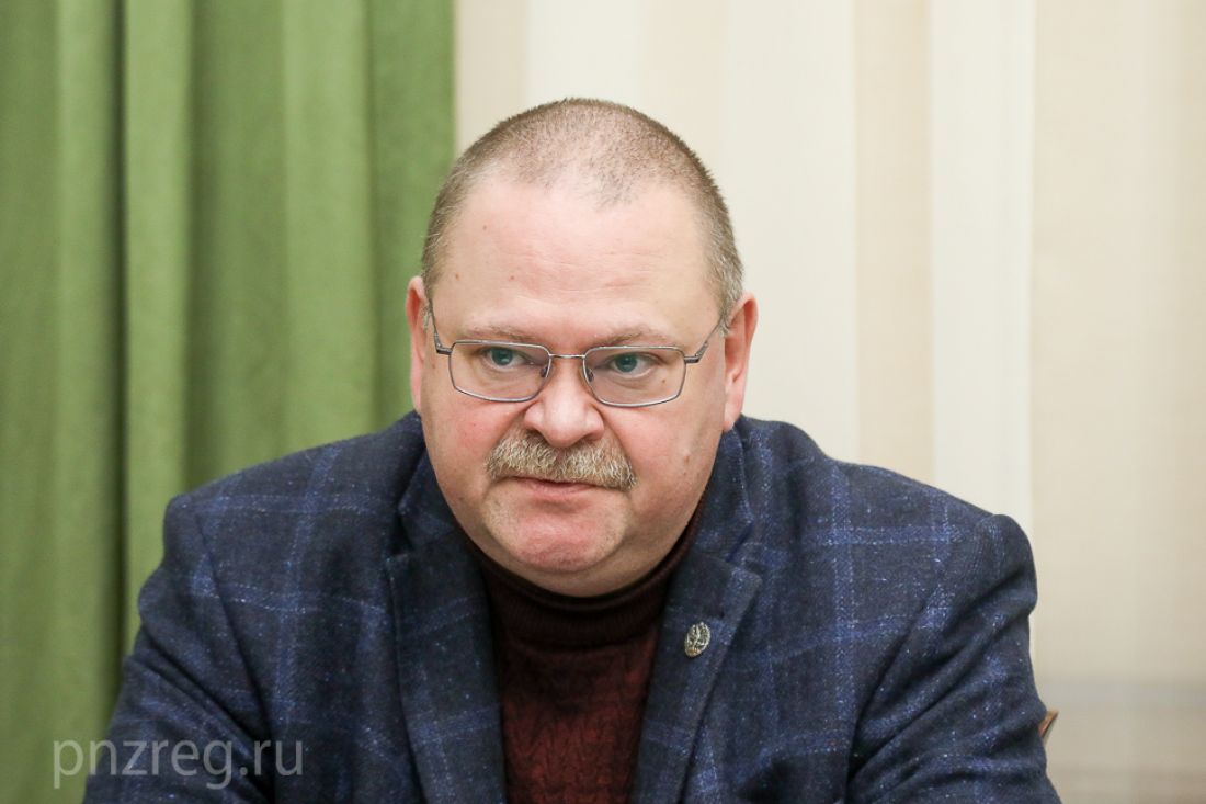Пензенский губернатор обещал найти решение всех вопросов, поступивших на прямую линию