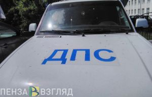 Под Пензой «Лада» и «КамАЗ» оказались в кювете после столкновения