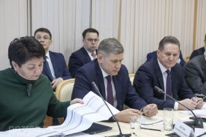 В пензенском правительстве обсудили готовность к заключению контрактов по госпрограммам
