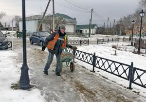 Без выходных: пензенские коммунальные службы работают в усиленном режиме