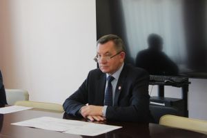 Гришаев раскритиковал организацию работ по капитальному ремонту улицы Рябова