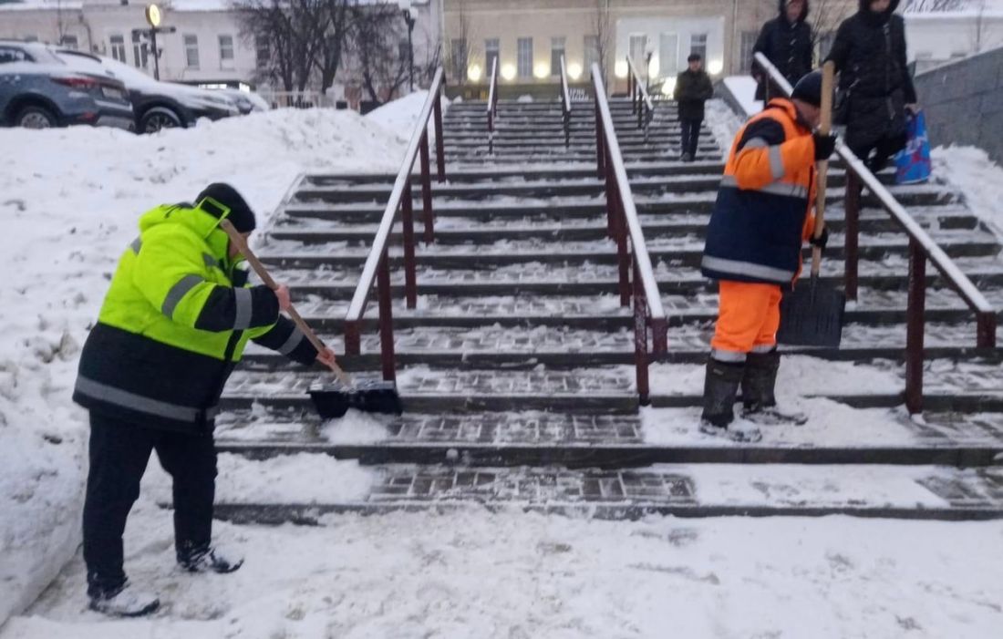 В Пензе уборкой улиц занимались 179 рабочих