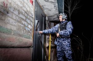 Росгвардейцы задержали ревнивого пензенца, устроившего драку
