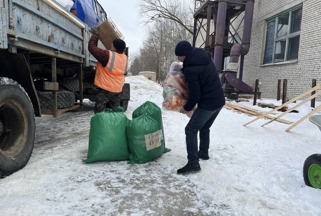 Зареченские участники СВО отправили женам посылки к 8 Марта