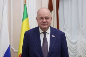 Вадим Супиков поздравил жительниц Пензенской области с Международным женским днем