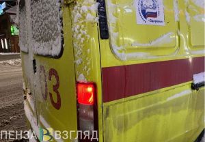 При обрушении части стены здания на ул. Бакунина в Пензе пострадали два человека