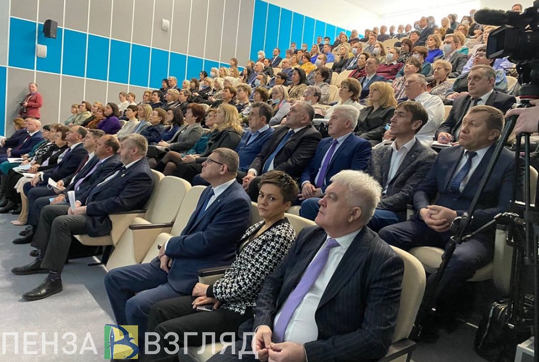 Космачев призвал главврачей взять на личный контроль работу новых медкомплексов