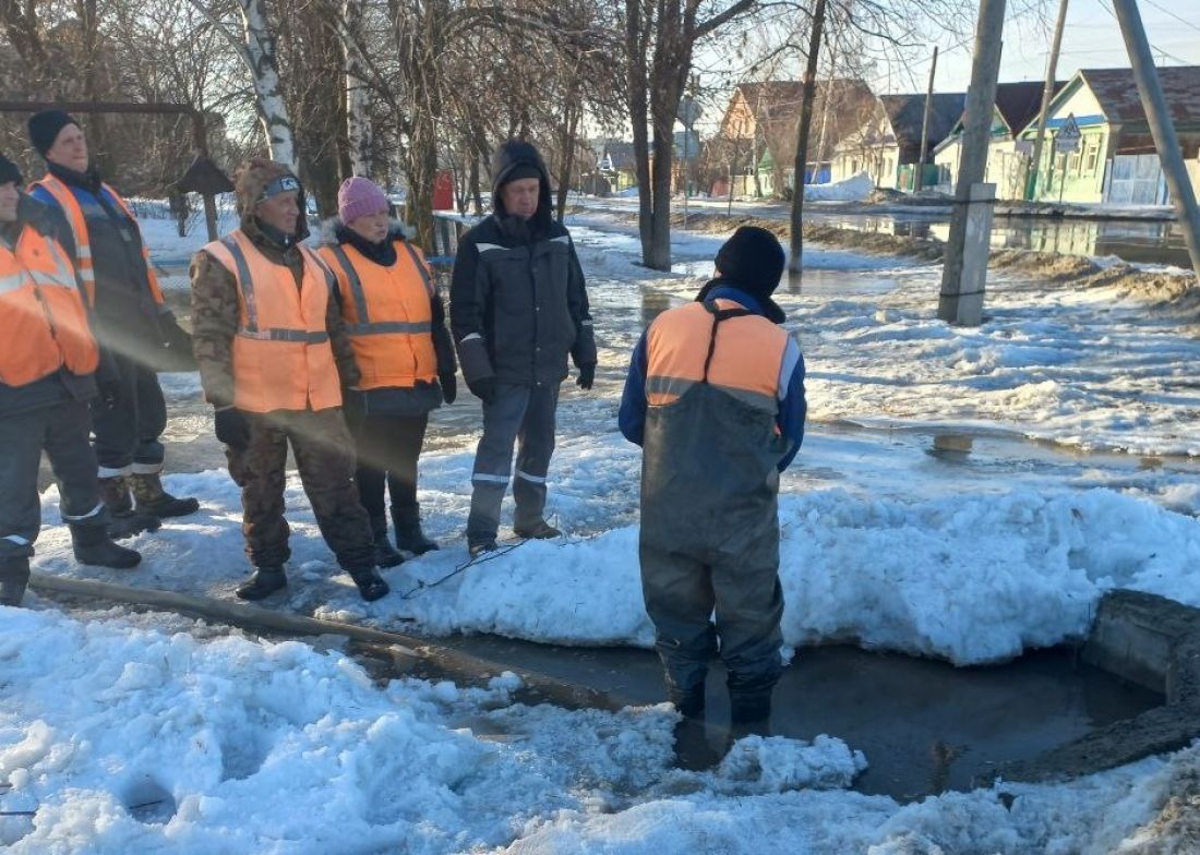 В Кузнецке городок Лесничества едва не остался без транспортного сообщения из-за паводка