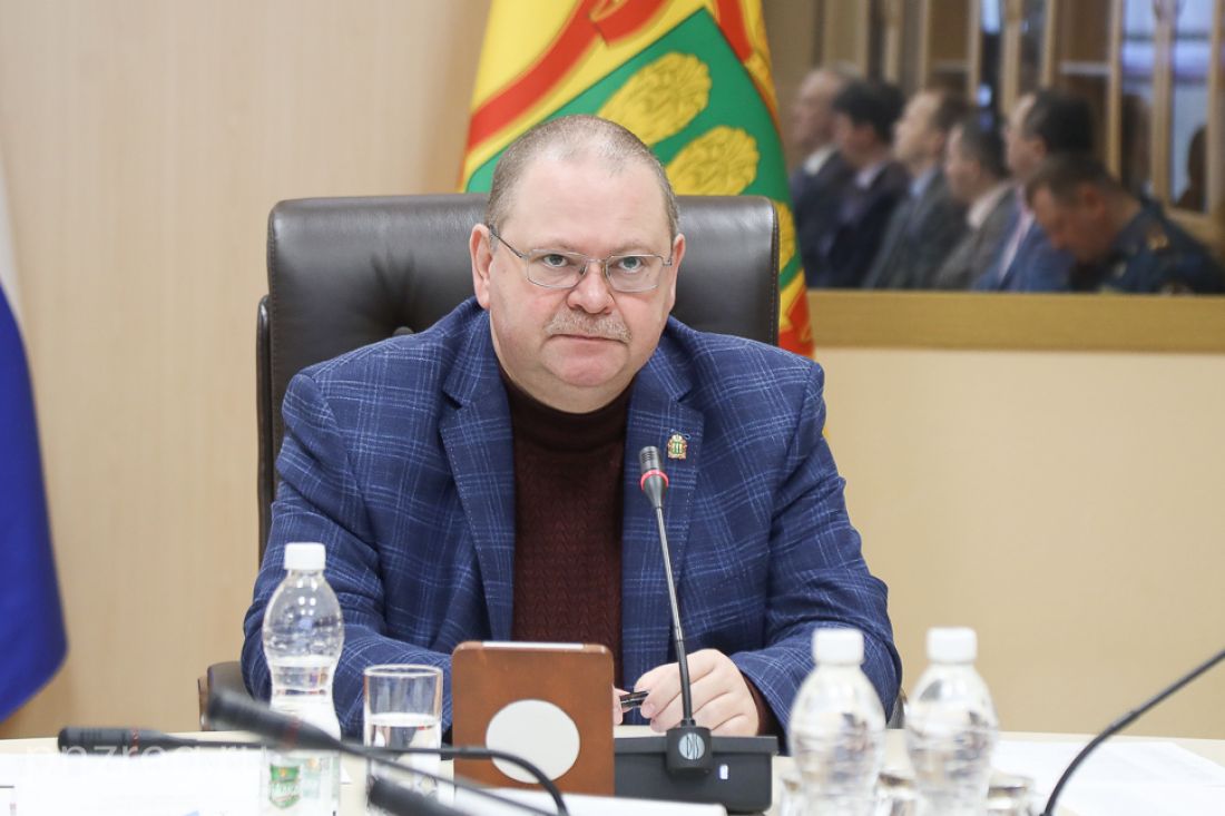 Мельниченко поручил оперативно реагировать на сообщения о подтоплениях