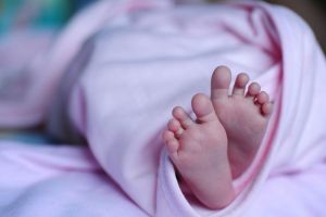 Голикова покритиковала региональных чиновников за проблемы с рождаемостью