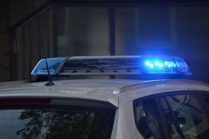 На улице Луначарского в Пензе автомобиль жестко врезался в столб