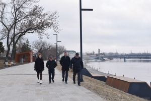 Вода в Суре на набережной в Пензе снизилась до начального уровня