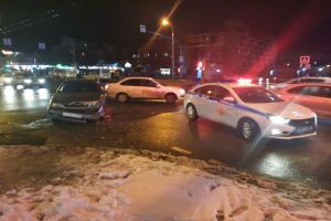 Пензенские спасатели деблокировали пострадавшего в ДТП