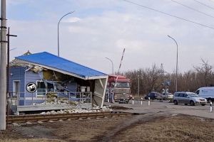 В Пензе разрушилось строение на железнодорожном переезде в районе Север