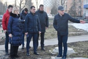 В Пензе по поручению мэра отремонтируют подъезд к школе №46