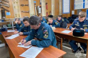 В Пензе провели проверку на профессиональную пригодность среди пожарных