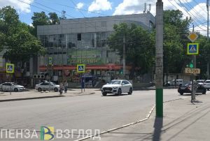 Пензенские водители могут лишиться прав за проезд на желтый свет