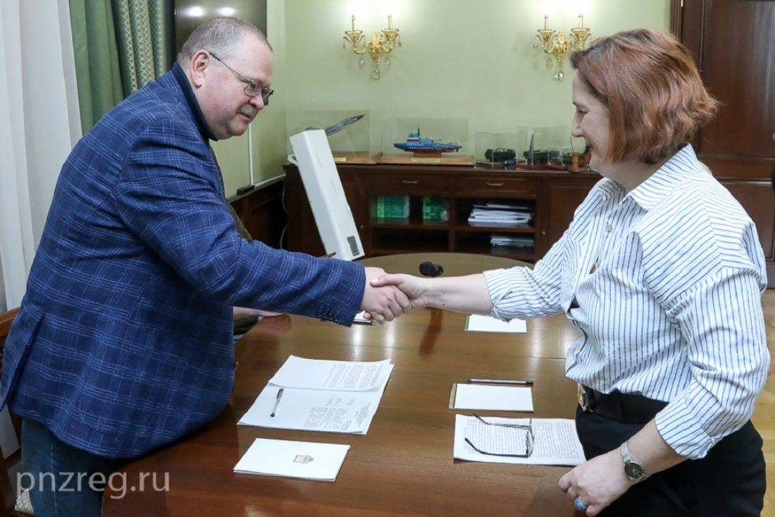 Олег Мельниченко отметил работу организации «Солдатская мать»