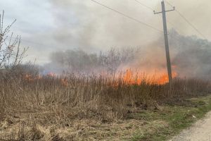 Пожарные ликвидировали возгорание в селе Богословка