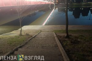 Пензенцы сообщили о разрушенной лестнице на набережной