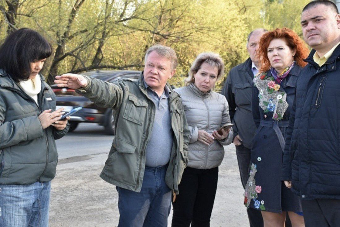 В Пензе на улице Тарханова в районе дома №15 могут оборудовать парковку