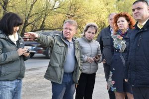 В Пензе на улице Тарханова в районе дома №15 могут оборудовать парковку