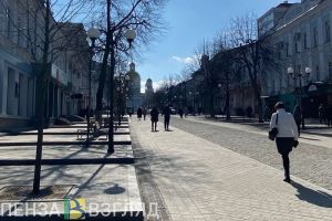 Пензенцам рассказали, когда на Московскую вернут исчезнувшие скамейки