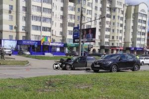 Из-за аварии на проспекте Строителей в Пензе образовалась пробка