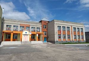 Министр образования Пензенской области посетил отремонтированную школу села Ульяновка