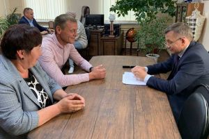 Глава пензенского Минстроя поручил срочно восстановить пешеходную зону на мосту