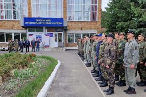 Для школьников в Пензенской области начались военно-патриотические сборы