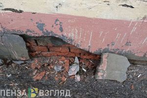 Житель Пензы пожаловался на состояние фасада здания по улице Карпинского