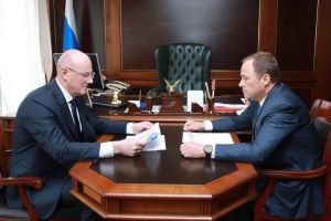 Дмитрий Чернышенко и Игорь Комаров провели рабочую встречу по социально-экономическому развитию ПФО