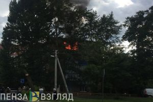 В пензенском микрорайоне «Маяк» загорелась квартира